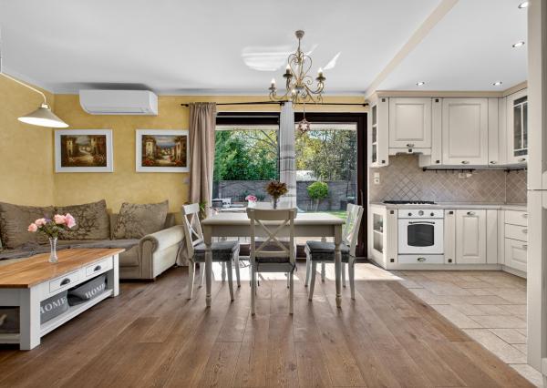 Štýlový rodinný dom vo vynikajúcej lokalite na predaj, Rovinka