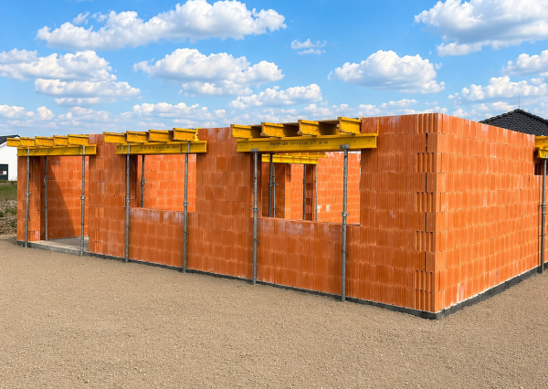 Na predaj nadštandardný moderný 4-izbový rodinný dom s garážou a tepelným čerpadlom, Hrubá Borša