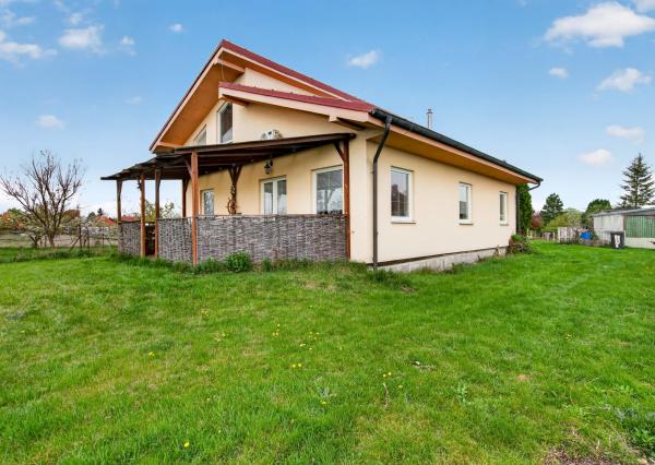 5 izbový rodinný dom Nová Dedinka na predaj, 1445 m2 pozemok