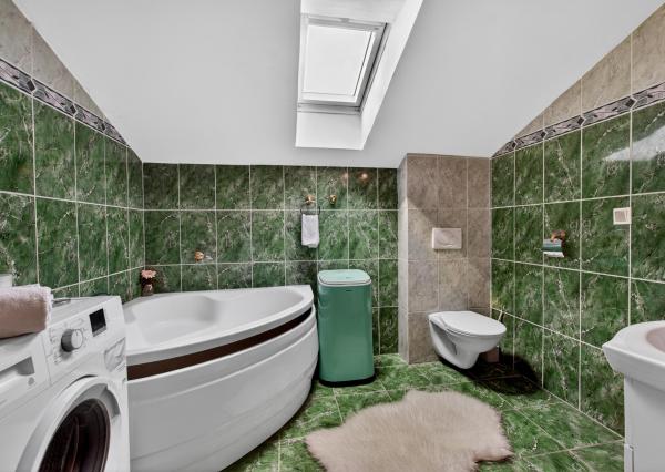 5 izbový rodinný dom Nová Dedinka na predaj, 1445 m2 pozemok