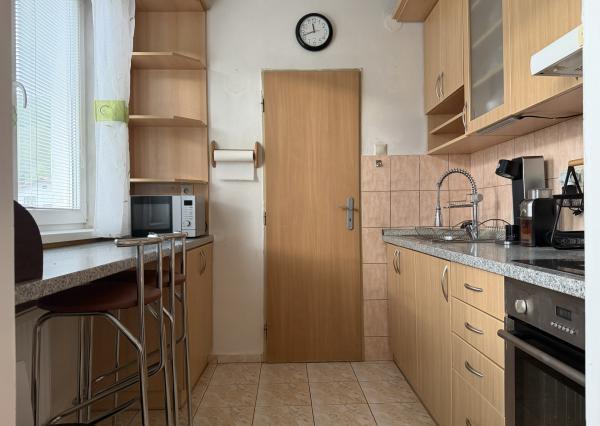 Na predaj 2,5-izbový byt s balkónom a záhradkou - Záriečie