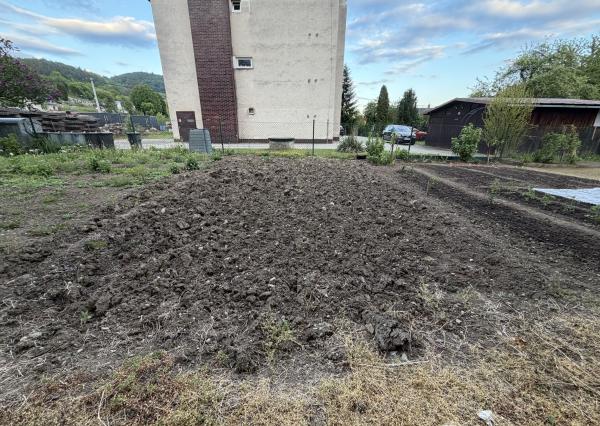 Na predaj 2,5-izbový byt s balkónom a záhradkou - Záriečie