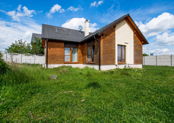 Na predaj 5-izbový dom s galériou a priestorom na podnikanie