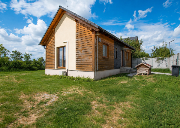 Na predaj 5-izbový dom s galériou a priestorom na podnikanie