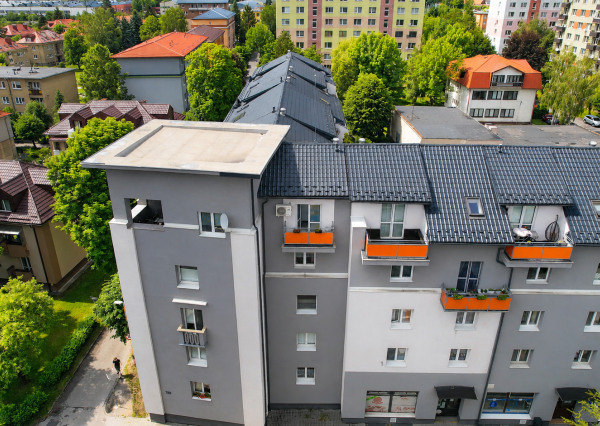 3-izbový mezonet s terasou, balkónom, šatníkom a 2 kúpeľňami - KNM