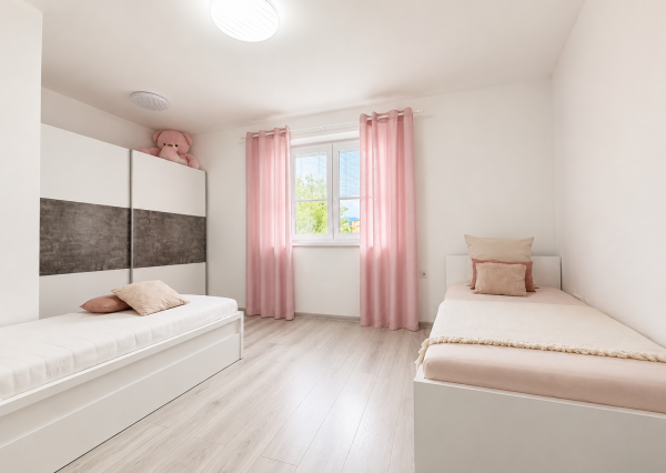 3-izbový mezonet s terasou, balkónom, šatníkom a 2 kúpeľňami - KNM