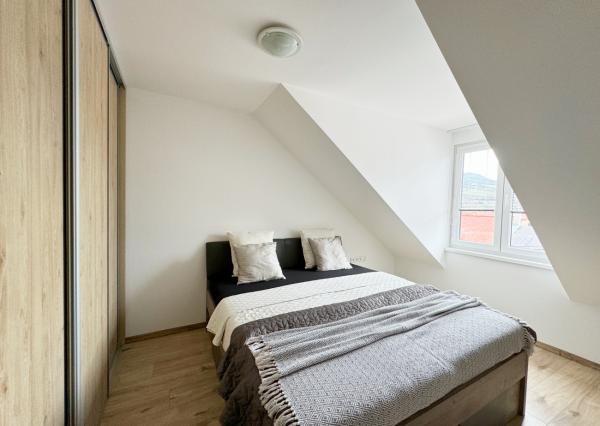 Na prenájom 3-izbový byt s balkónom Kysuckom Novom Meste