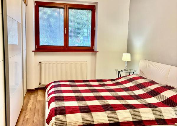 Na prenájom utulný 2 izbový byt na Svätopulkovej ulice -Nivy