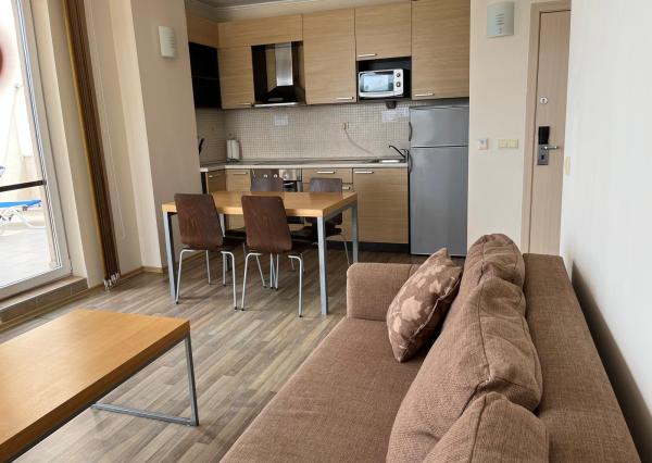 Na predaj apartmán -prvá línia  pri mori - Obzor, Bulharsko