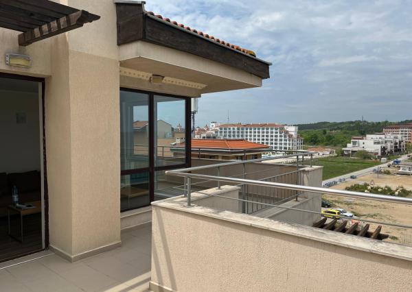 Na predaj apartmán -prvá línia  pri mori - Obzor, Bulharsko