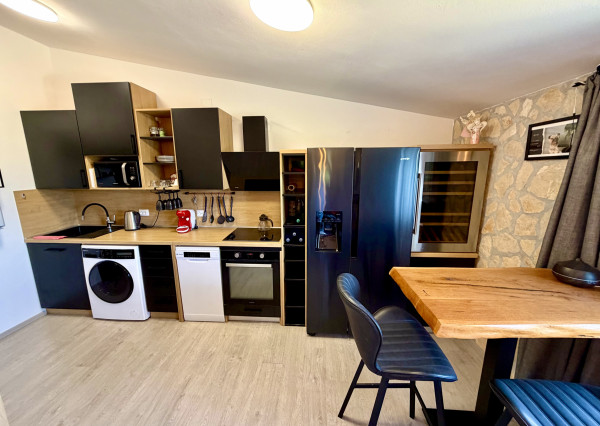 Na predaj luxusný apartmán pri mori -Rovinj Chorvátsko