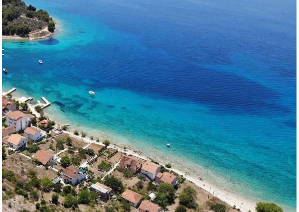 Dom v prvej línii pri mori-Chorvátsko , ostrov Prvič, Vodice