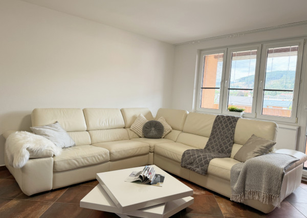 Na prenájom 3-izbový byt s balkónom Kysuckom Novom Meste
