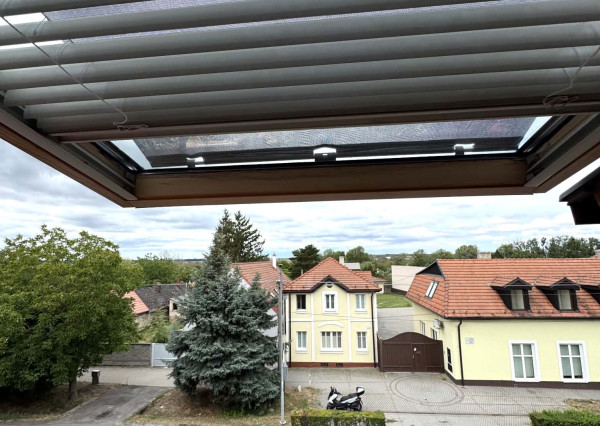 Na PRENÁJOM 2 izbový klimatizovaný byt s balkónom a výhľadom na Rakúsko, Bratislava Devínska Nová Ves