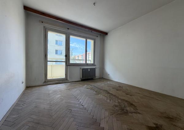 Na predaj 4-izbový byt s balkónom, ul. Zvolenská
