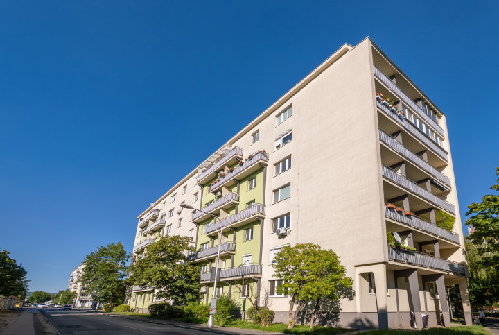 Šikovná investícia alebo budúci rodinný domov? Na PREDAJ 3-izbový byt, 82 m2, Kukučínova, Bratislava Nové Mesto, ponúka oboje!