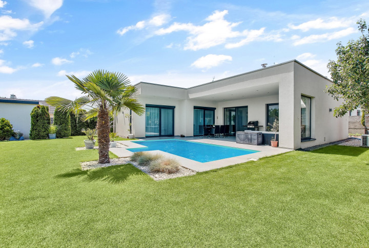 Na predaj krásny 4- izbový dom v Hrubej Borši