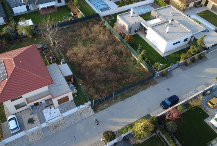Na predaj pozemok na výstavbu rodinného domu – Ivanka pri Dunaji, časť Farná (okres Senec)