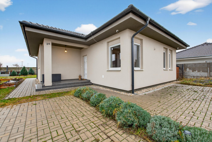 REZERVOVANÉ Samostatný 4 -izbový dom v Studenom / veľký pozemok / rýchla dostupnosť do BA