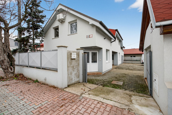 Flexibilný firemný priestor 226 m² – kancelárie, showroom, sklad, parkovanie