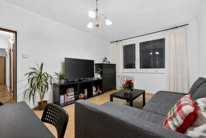 2-izbový byt 54 m² s výťahom, lokalita Petržalka