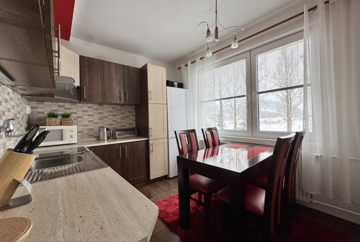 Na prenájom 4-izbový zariadený byt s balkónom v KNM