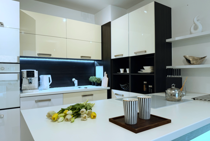 Na predaj pekný 3-izbový byt s predzáhradkou, terasou a park. státim - Martin