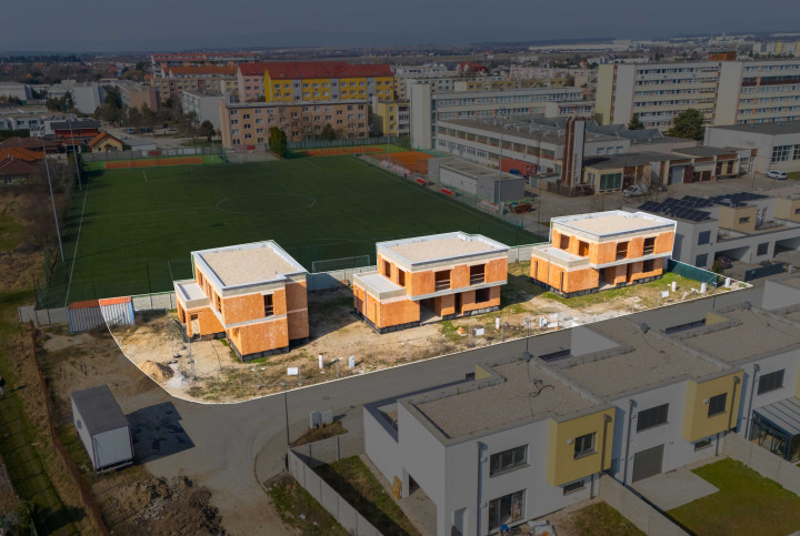 SENEC - NA PREDAJ výnimočná novostavba pre náročných 6-izbový rodinný dom v Senci.