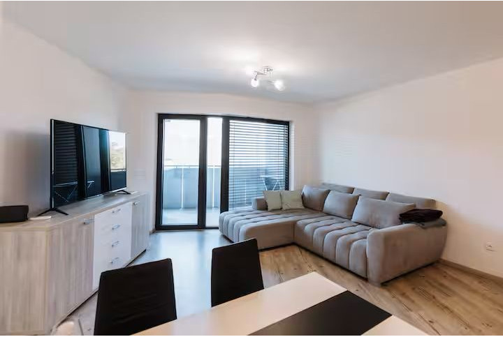 Na prenájom velký 2 izbový byt v proekte-TEHELNE POLE