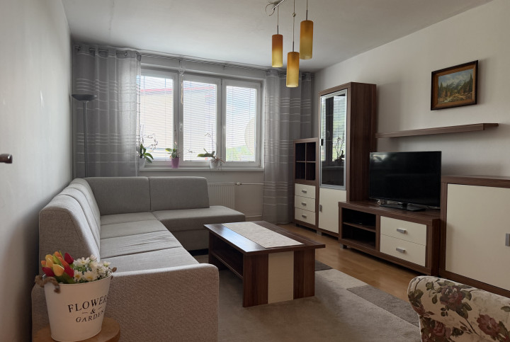 Na predaj 2,5-izbový byt s balkónom a záhradkou - Záriečie