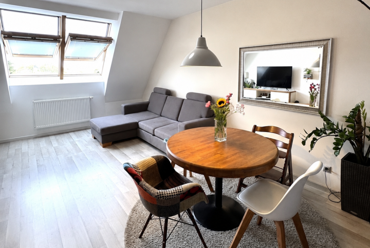 Na PRENÁJOM 2 izbový klimatizovaný byt s balkónom a výhľadom na Rakúsko, Bratislava Devínska Nová Ves